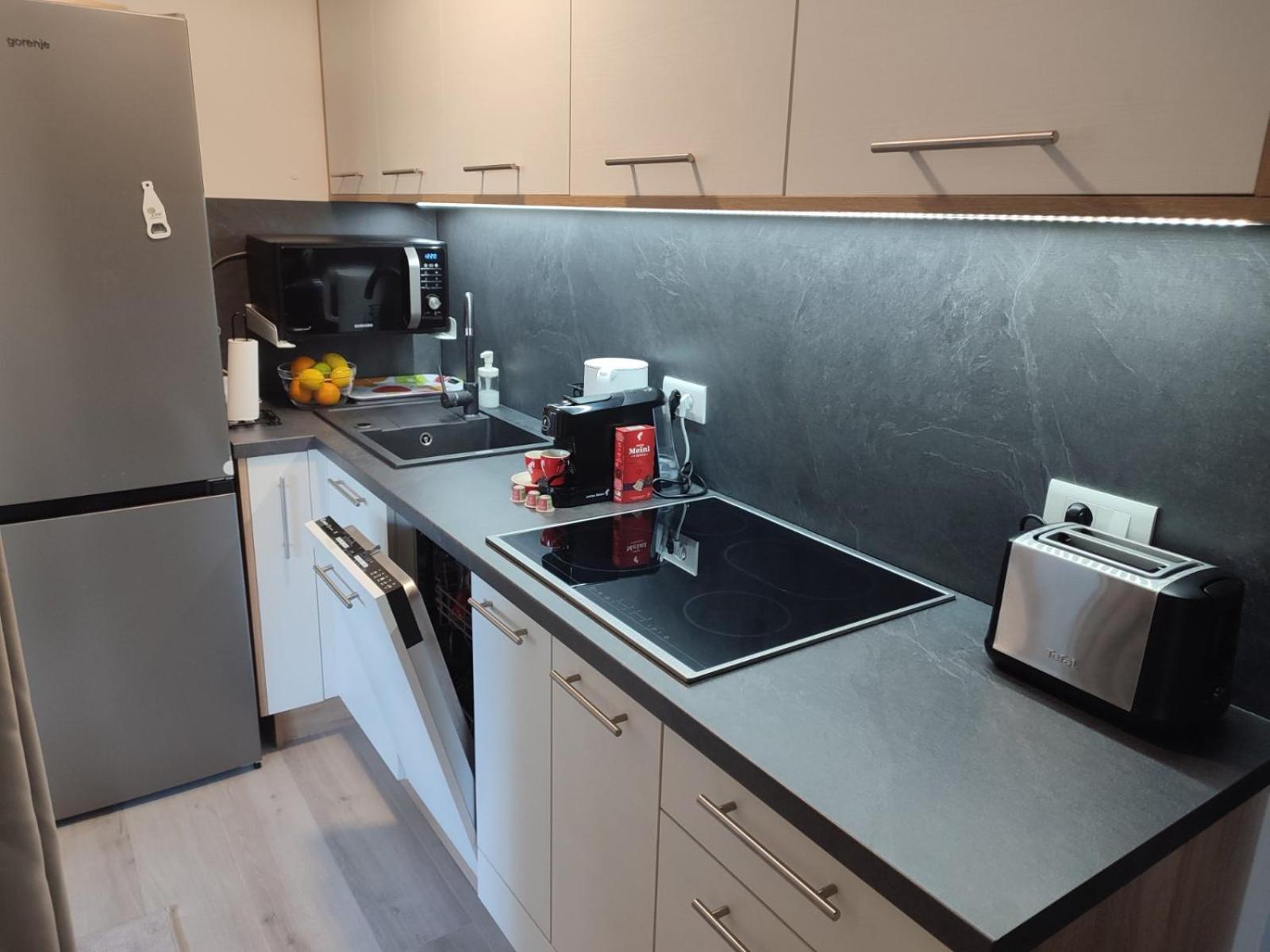 Oremore - Premium Mobile Home - Oaza Mira Camping, 德拉格 外观 照片
